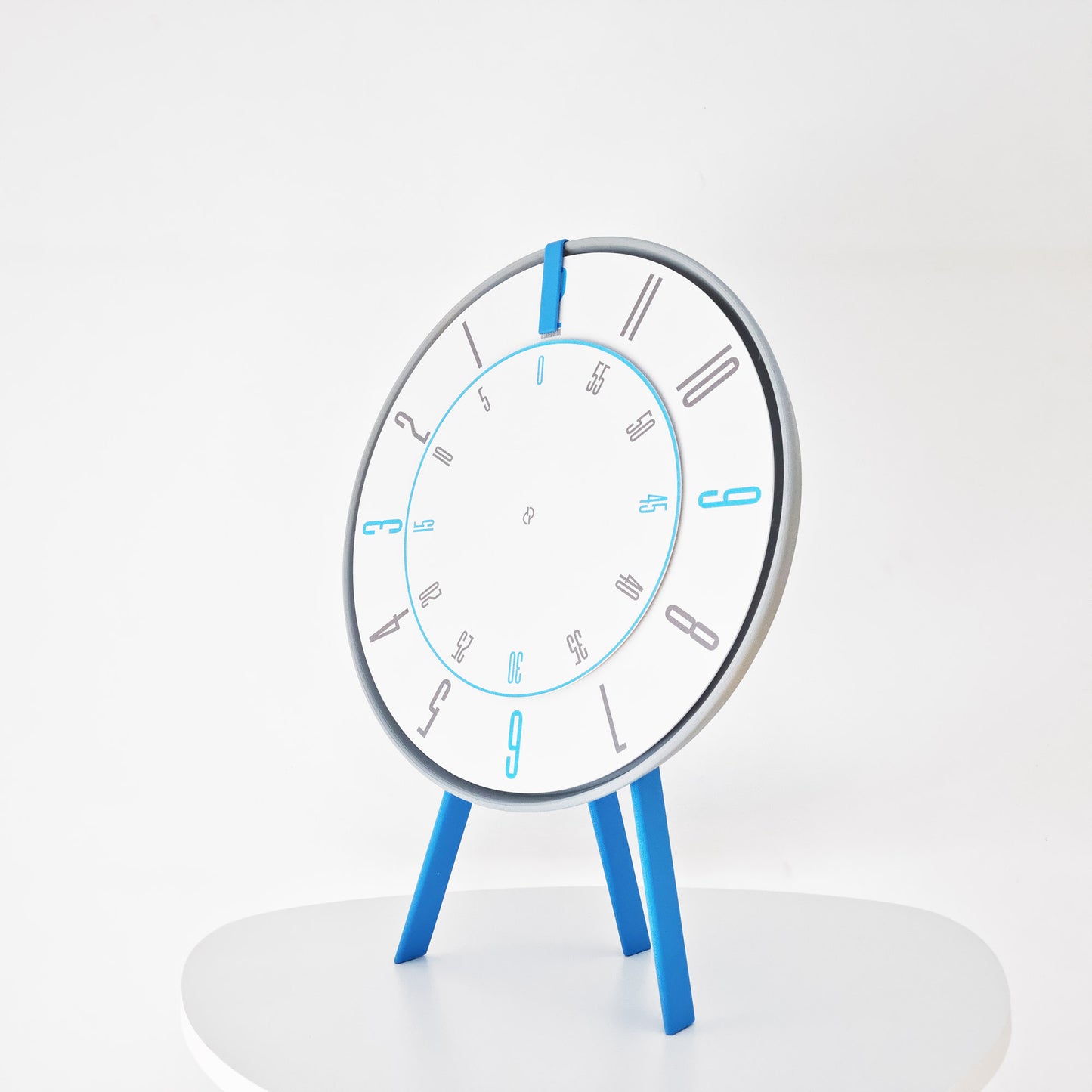 FIRST Medium Grey/Blue/BlueGrey #1 Shelf Clock