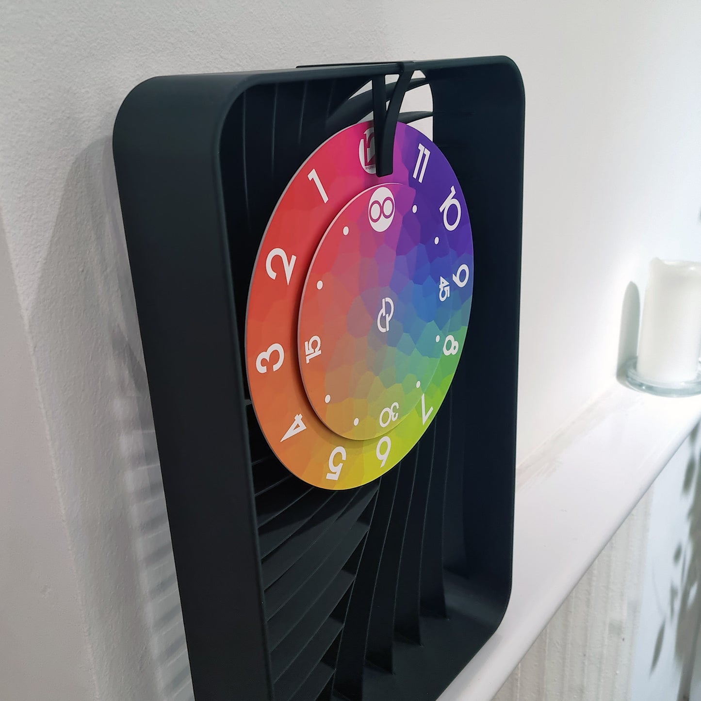 CUBE Small Black/Black/Mosaic Shelf Clock