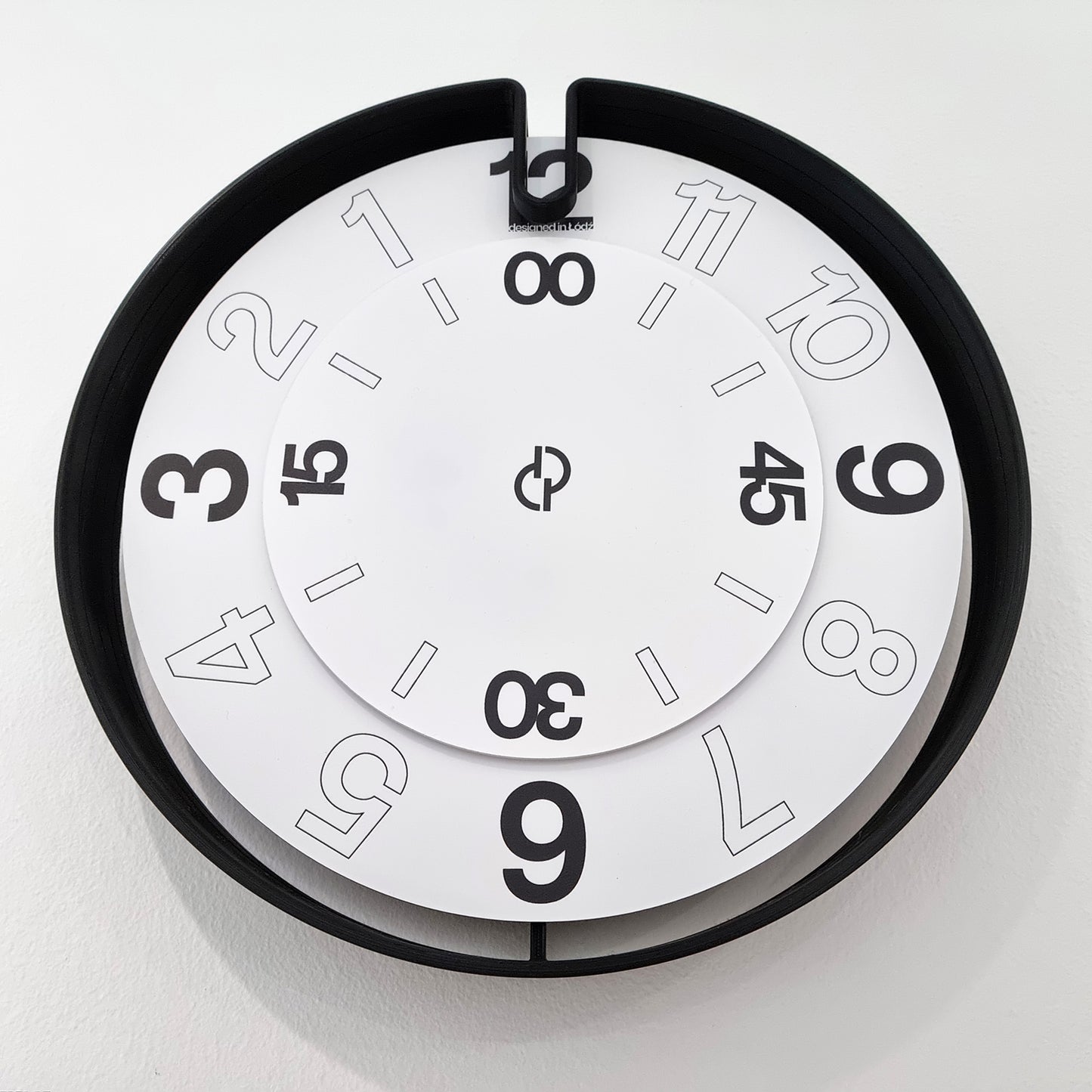 NOOK Medium Black/White #1 Wall Clock