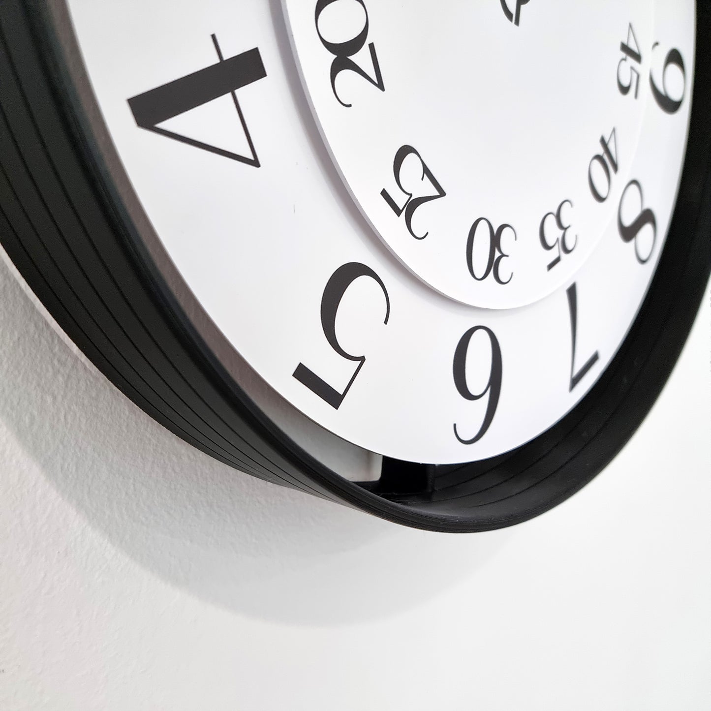 NOOK Medium Black/White #2 Wall Clock