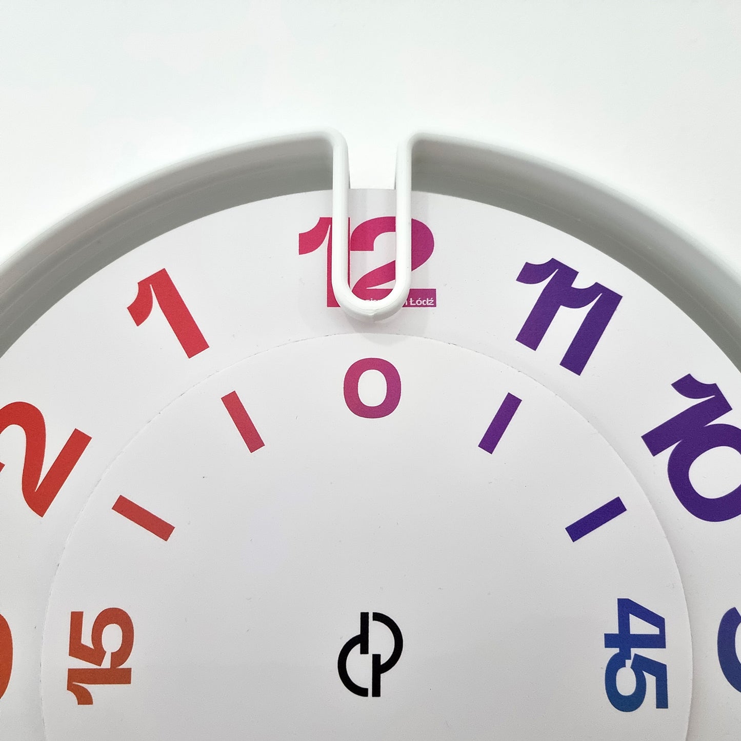 NOOK Medium White/Rnb Wall Clock