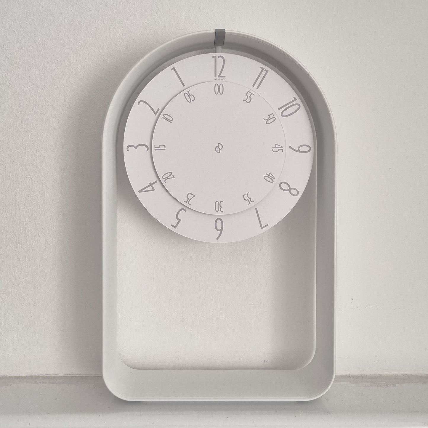 FLOW Small White/Grey/White Shelf Clock