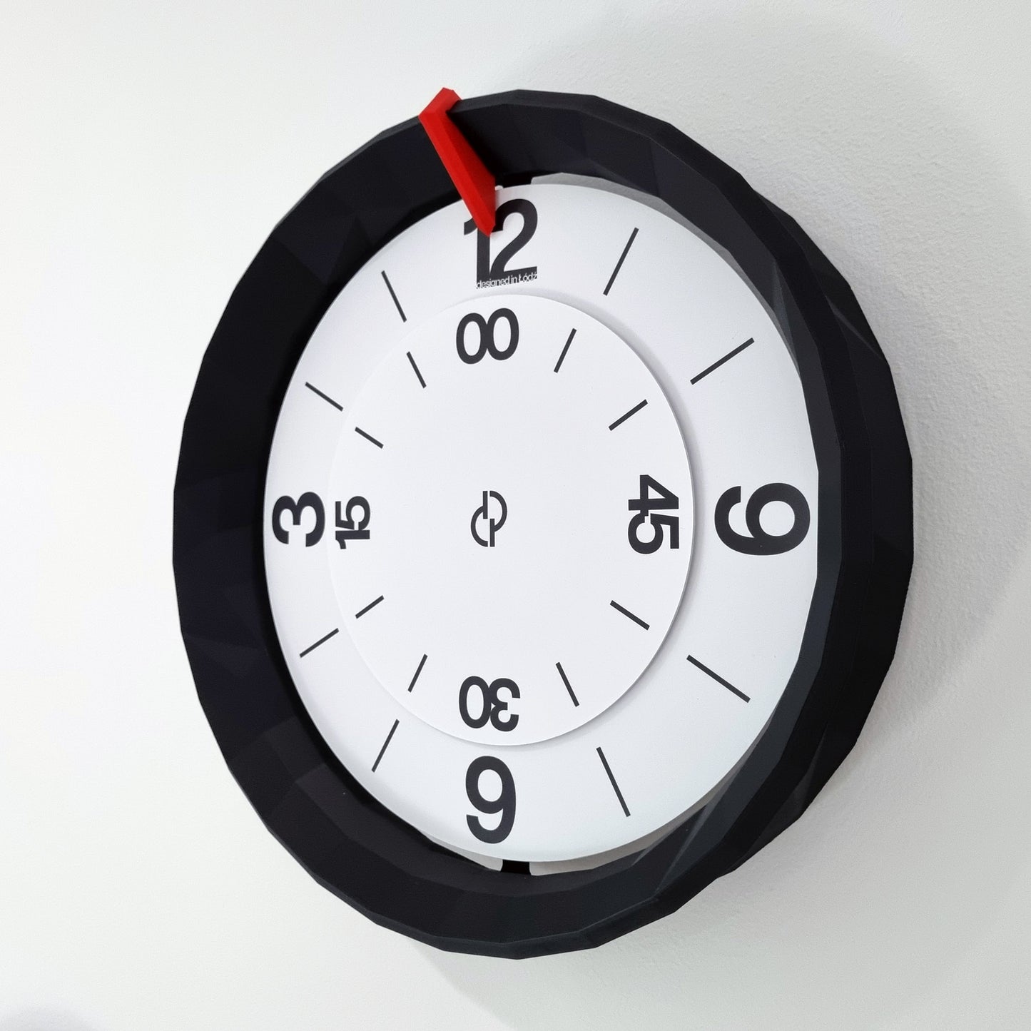 LOWPOLY1 Medium Black/Red/White #2 Wall Clock