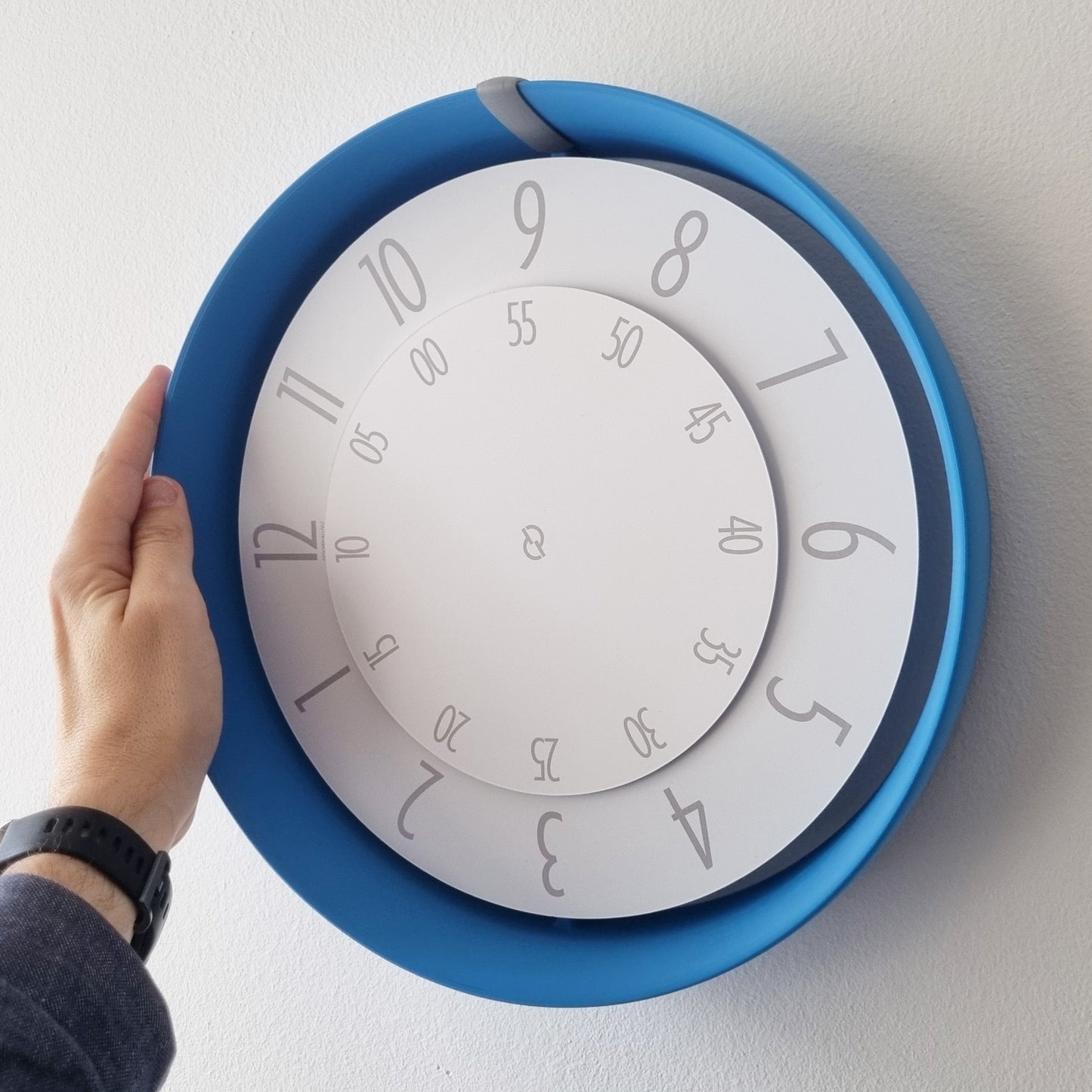 FLOW Medium Blue/Grey/White Wall Clock