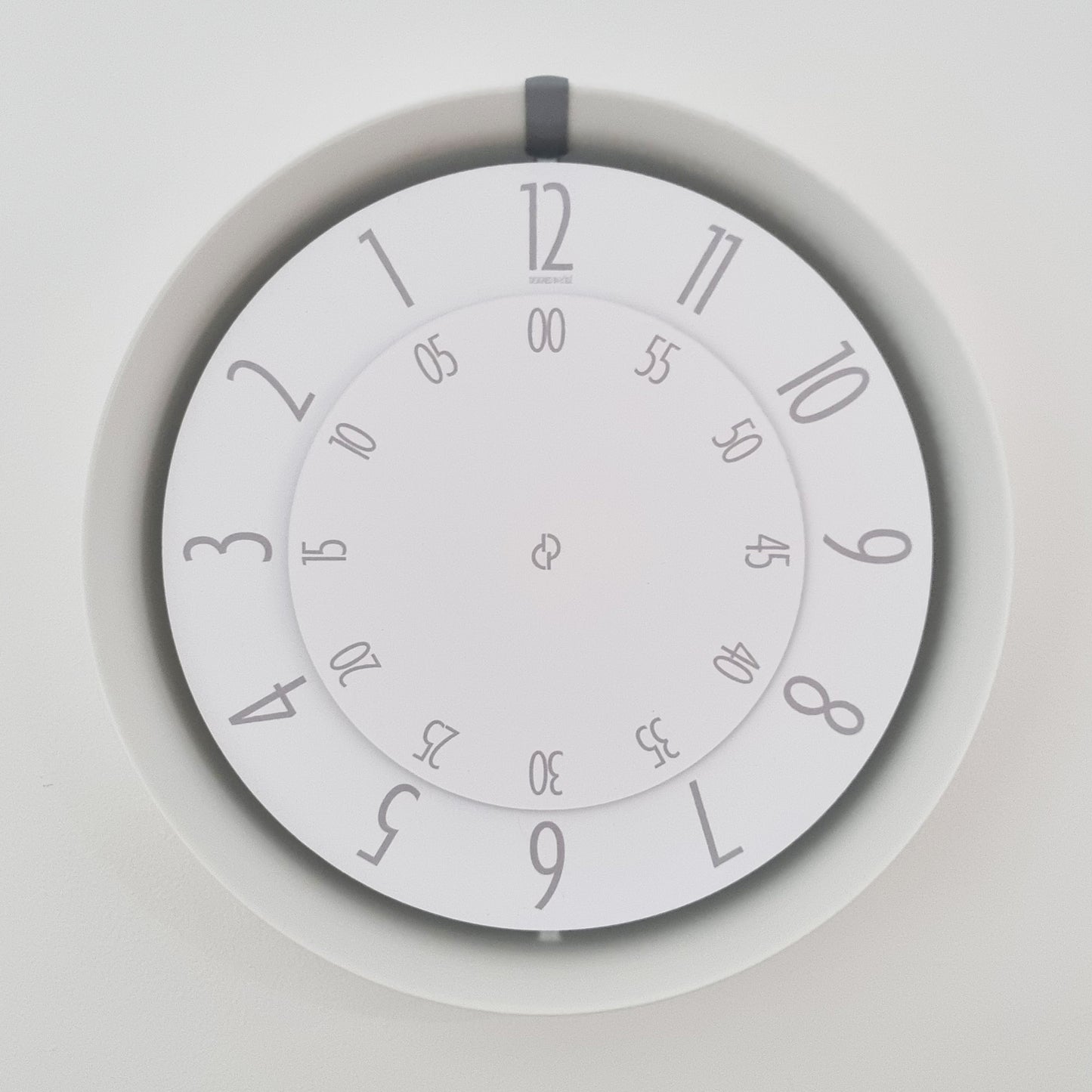 FLOW Medium White/Grey/White Wall Clock