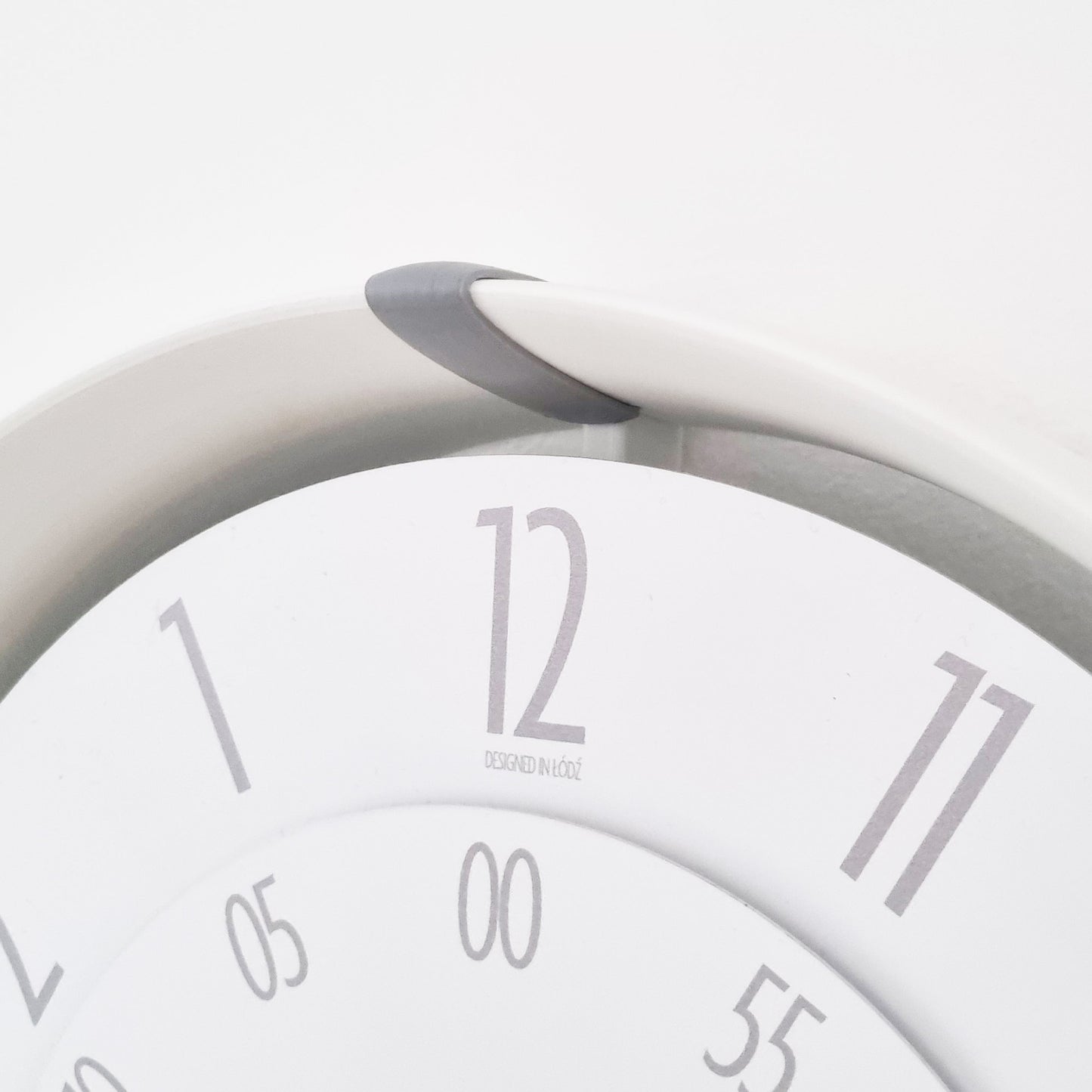 FLOW Medium White/Grey/White Wall Clock